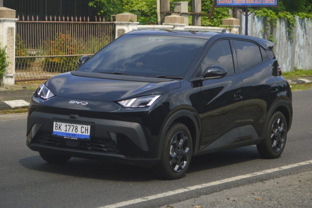 ثورة السيارات الكهربائية الاقتصادية: أفضل الخيارات لعام 2026 في الخليج وبلاد الشام