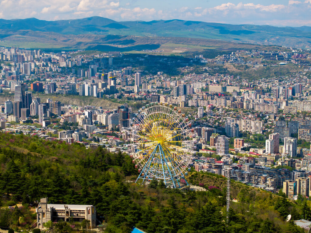 تنوع التاريخ والجغرافيا في بلد أسمه جورجيا