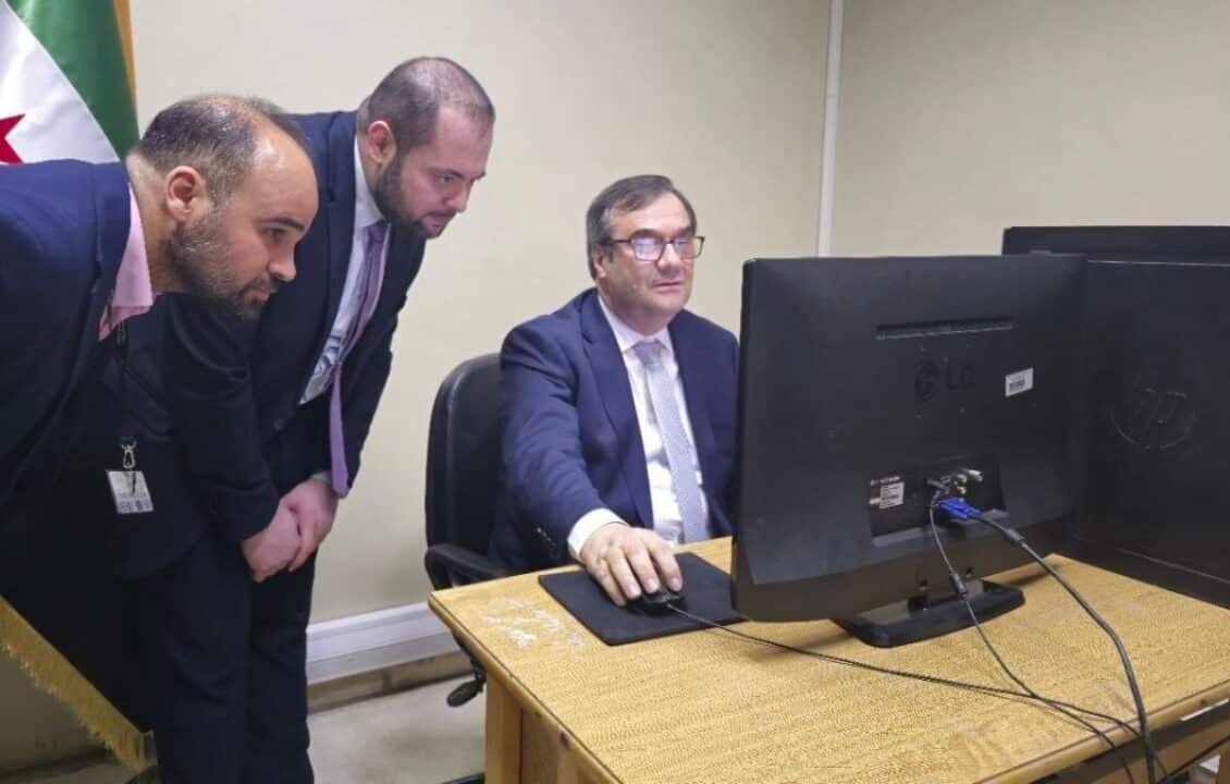 سوريَة تعود إلى شبكة “سويفت” بعد 14 عامًا من العزلة.. ماذا يعني ذلك؟