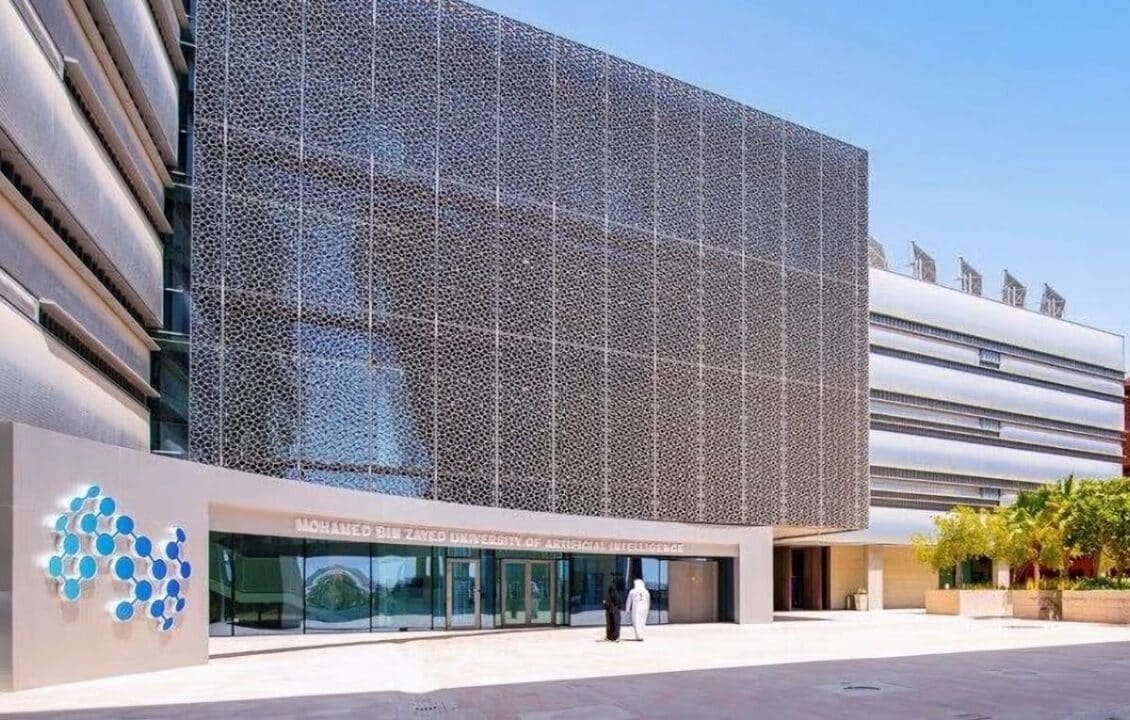 منحة طحنون بن زايد للتميز في الذكاء الاصطناعي.. الإمارات تستثمر في الجيل القادم من قادة الابتكار 