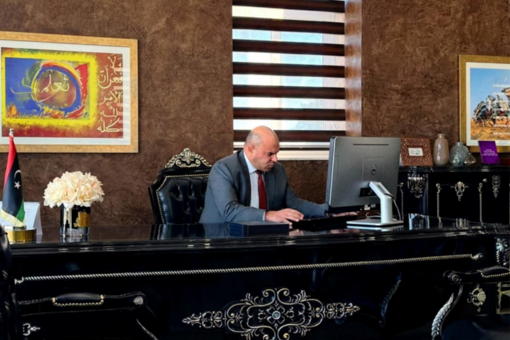 التعليم كأداة لبناء الدولة: لماذا لا يزال نموذج التدريب الخارجي الليبي مهمًا